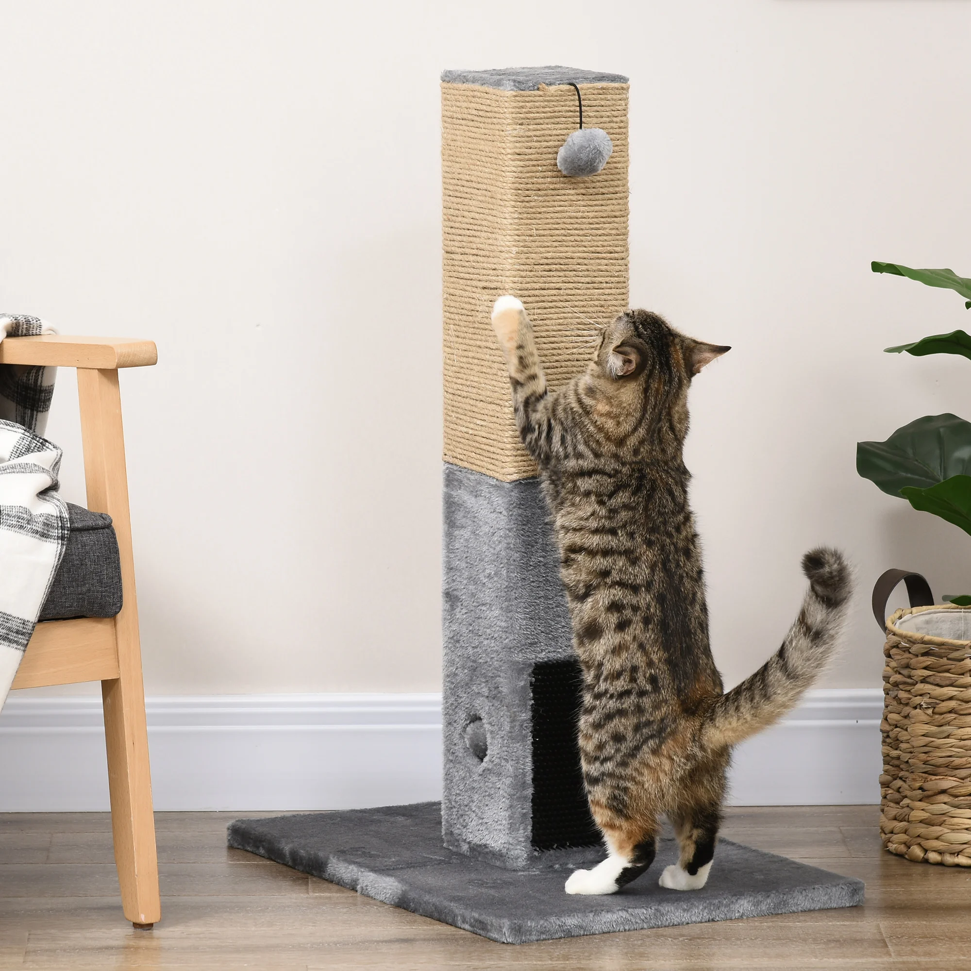 Griffoir tour avec balle, brosses et plateforme pour chat – Image 2