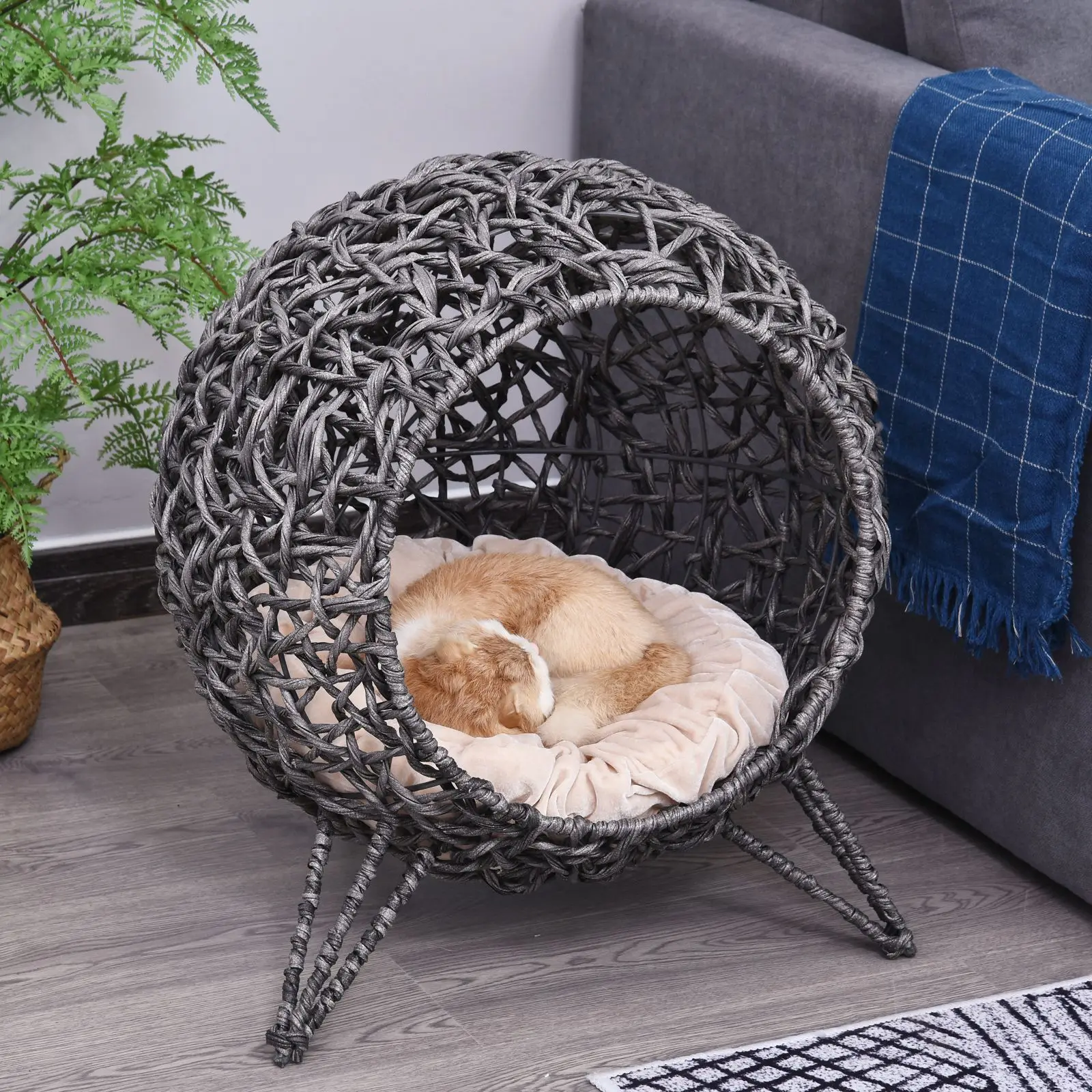 Panier surélevé grotte en résine tressée avec coussin – Image 2